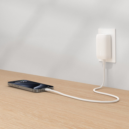 Belkin Ładowarka kątowa 3 porty USB-C PPS 67 W - biała (WCC002VFWH)