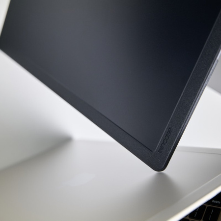 Incase Edge Hardshell Case - Etui MacBook Air 13” M4 (2025) / M3 (2024) / M2 (2022) (Black) (INMB200751-BLK)