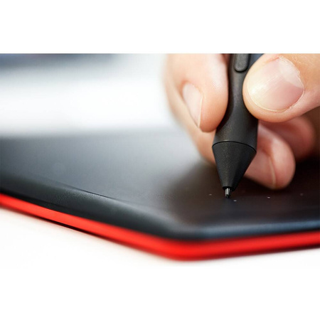 One by Wacom M - podstawowy tablet piórkowy (CTL-672-N)
