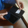 Moshi Overture MagSafe - Skórzane etui 3w1 z klapką iPhone 15 Pro Max (Midnight Black) (99MO231204)