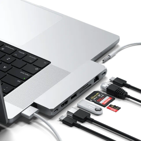 Satechi Pro Hub max - aluminiowy Hub z podwójnym USB-C do MacBooka - srebrny (ST-UCPHMXS)