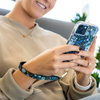 Rifle Paper Phone Wristlet - Uniwersalna smyczka do telefonu (Garden Party Blue) (RP050230)