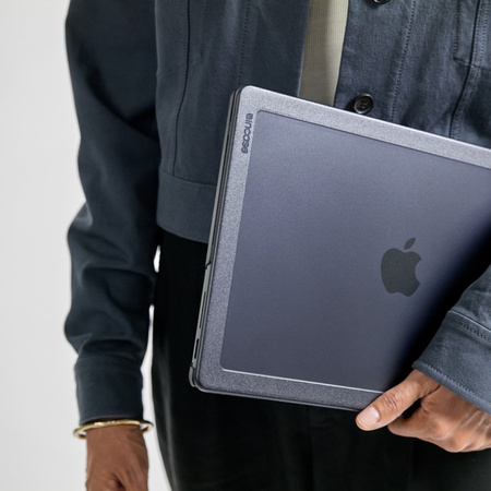 Incase Edge Hardshell Case - Etui MacBook Air 13” M4 (2025) / M3 (2024) / M2 (2022) (Black) (INMB200751-BLK)