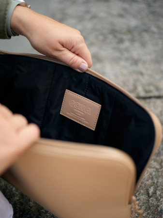 Golla Sleeve Metro - neoprenowe etui ochronne do urządzeń 13" (coffee) (601659)