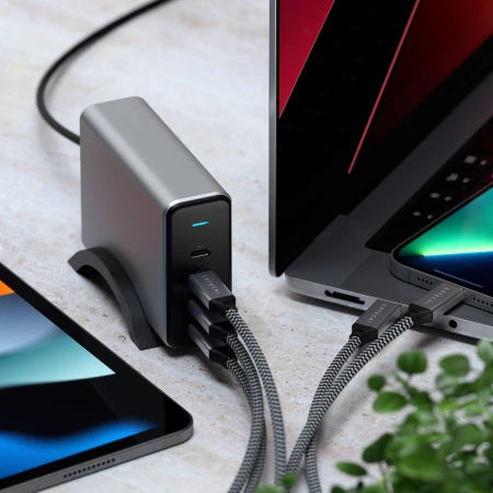 Satechi GaN Charger 165W - ładowarka sieciowa 165W, 4x USB-C - gwiezdna szarość (ST-UC165GM-EU)