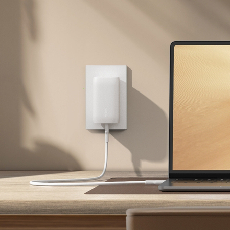 Belkin Ładowarka kątowa 3 porty USB-C PPS 67 W - biała (WCC002VFWH)