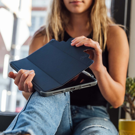 STM Dux Plus - Etui pancerne iPad 11" (2025) / 10.9" (2022) MIL-STD-810G z uchwytem Apple Pencil (Black) wersja EDU/COM (STM-222-388KX-01)