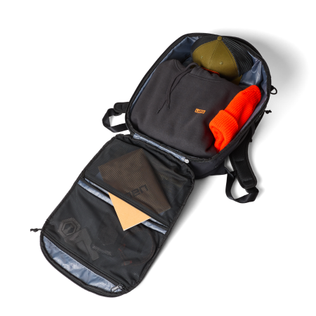 UAG Premium Tech - plecak 24L z kieszenią na laptop 16" (black) (984176114040)