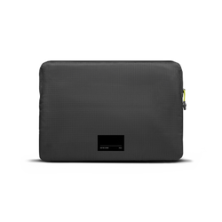 Native Union Ultralight Sleeve - etui ochronne do Macbook 15" (black) (STOW-UT-MBS-BLK-15)