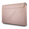 Guess Saffiano Script Computer Sleeve - Etui na notebooka 13" (różowy) (GUCS13PUSASPI)