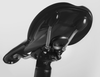 LAUT Bike Tag Saddle Mount - rowerowy uchwyt do AirTag do montażu pod siodełkiem (black) (L_AT_BS_BK)