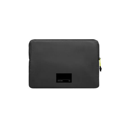 Native Union Ultralight Sleeve - etui ochronne do Macbook 13" (black) (STOW-UT-MBS-BLK-13)