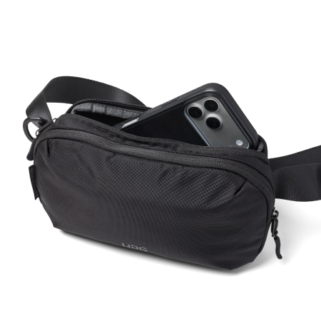 UAG Standard Issue - nerka 1L z kieszenią na lokalizator (black) (984177114040)