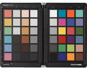 Datacolor SpyderCheckr - uniwersalny wzorzec barw 48 pól (SCK100)
