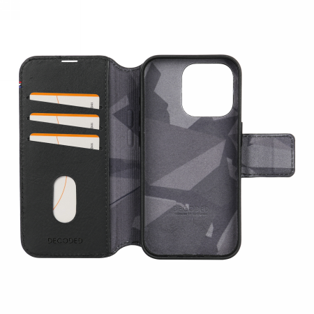Decoded Detachable Wallet – skórzana obudowa ochronna do iPhone 15 Plus kompatybilna z MagSafe (black) (D24IPO15PLDW5BK)