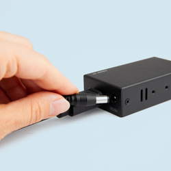 Unitek kabel zasilający USB — wtyk DC 5.5/2.5mm 9V (Y-C4046BK)