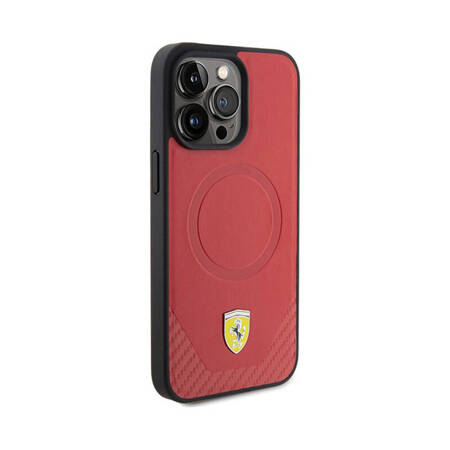 Ferrari Carbon Metal Logo MagSafe - Etui iPhone 15 Pro Max (czerwony) (FEHMP15XPTER)